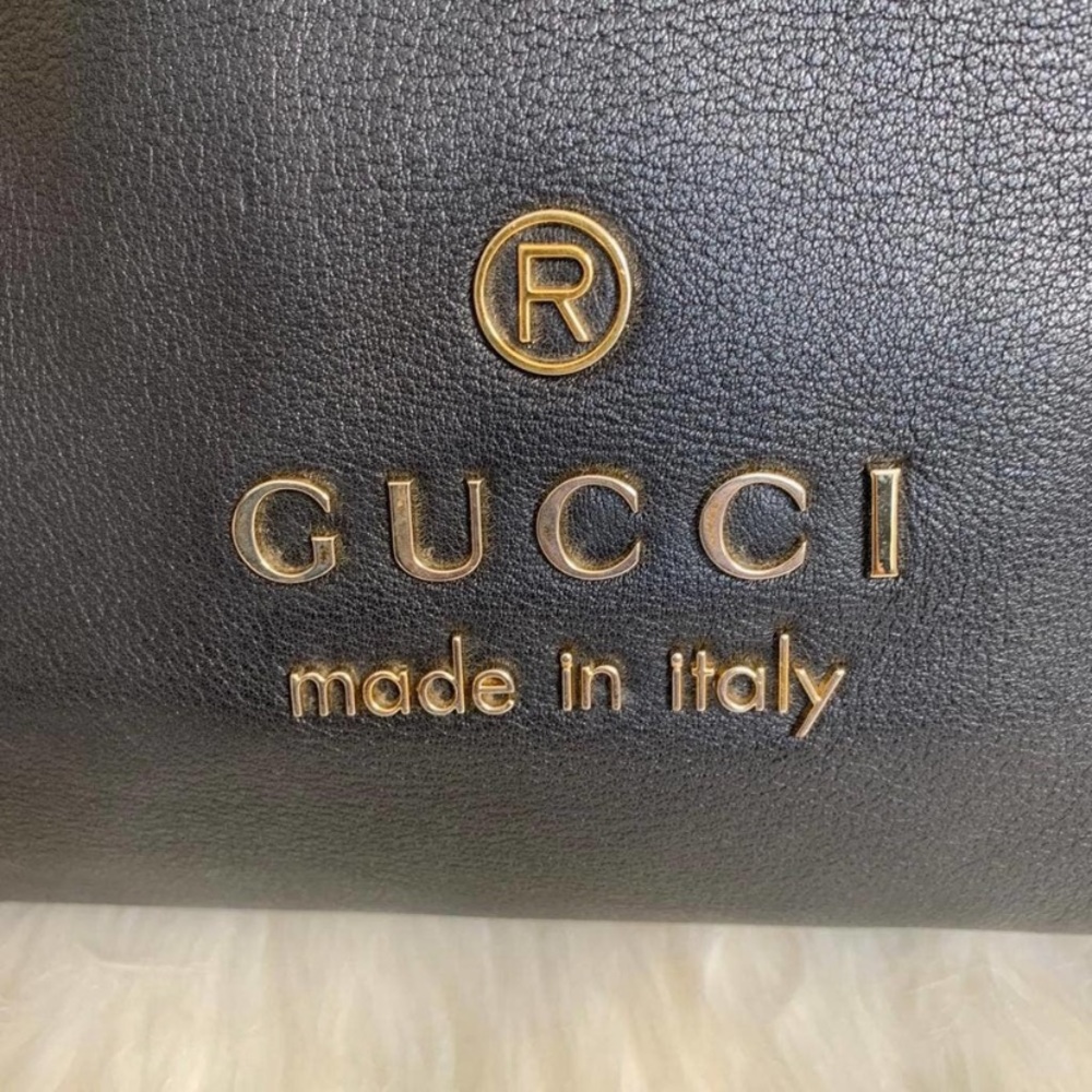Authentic Gucci black leather shoulder bag - Picture 10 of 15